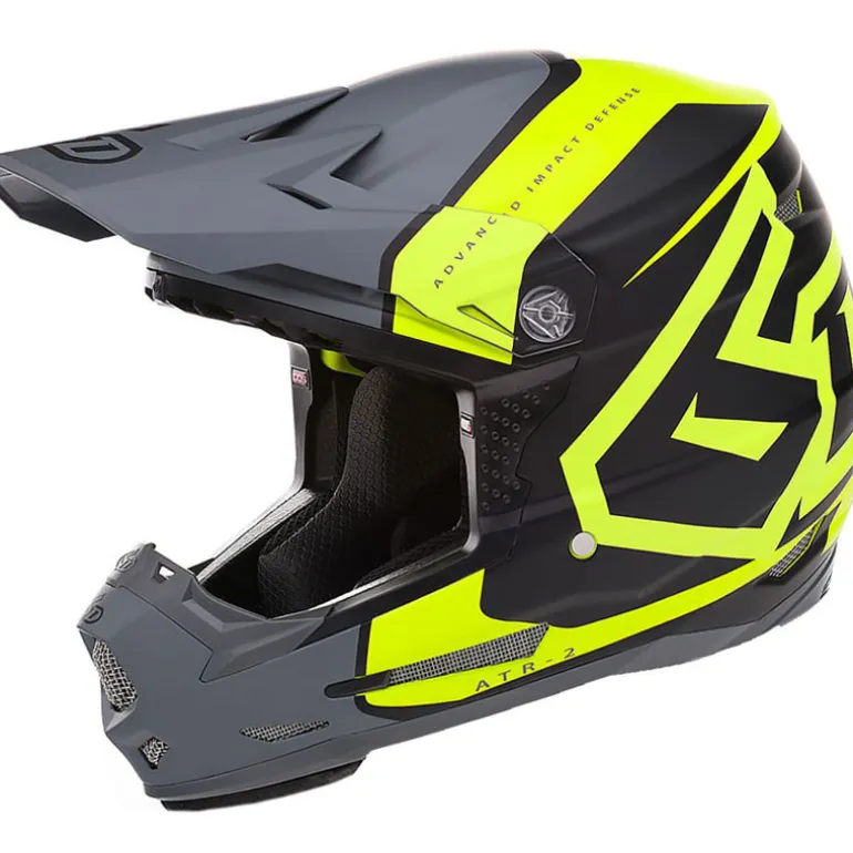 6D ATR-2Y Torque Youth Helmet