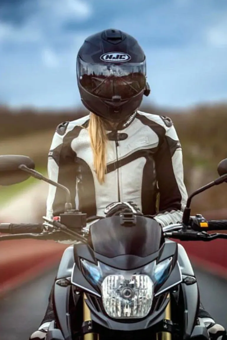 HJC C70 Alia Helmet