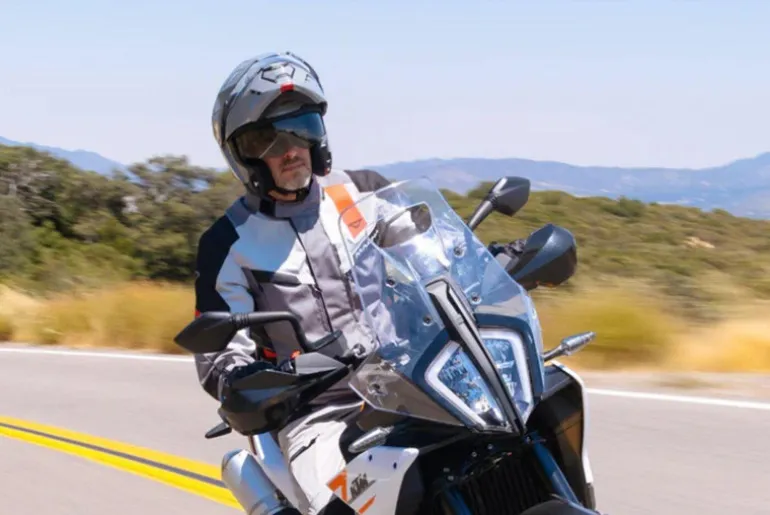 HJC i80 Velly Helmet