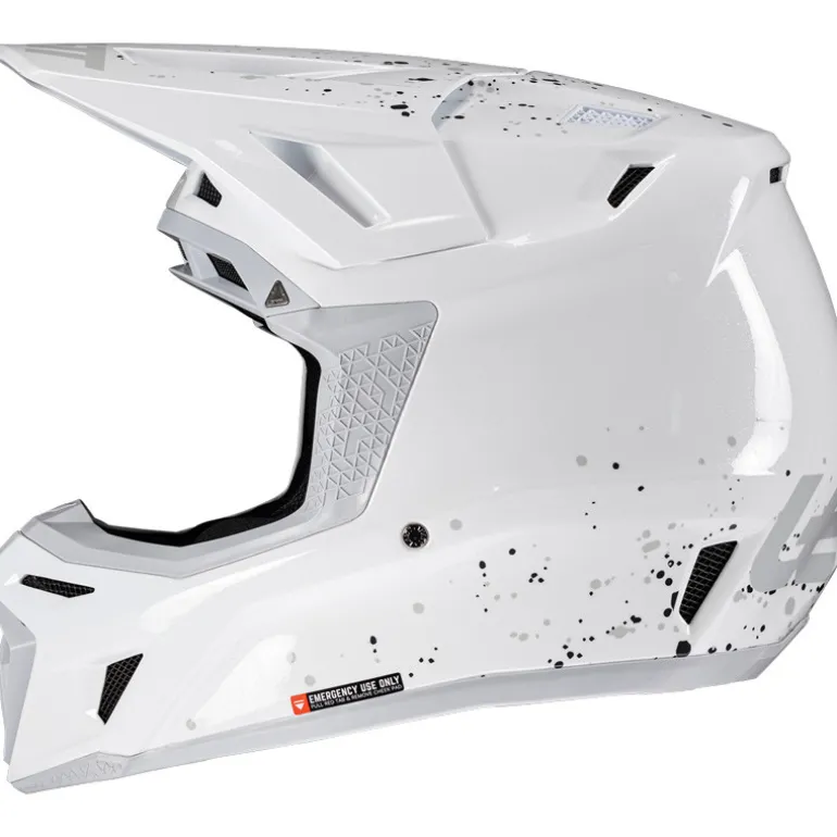 Leatt Moto 8.5 Kit Helmet