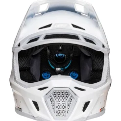 Leatt Moto 8.5 Kit Helmet