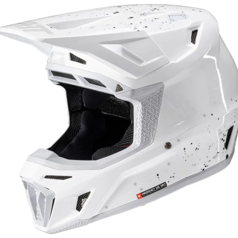 Leatt Moto 8.5 Kit Helmet