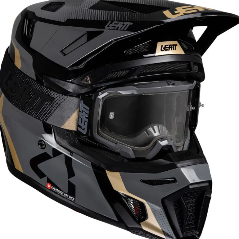 Leatt Moto 8.5 Kit Helmet