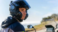 LS2 Advant X Carbon Helmet with Cardo 4X Bluetooth