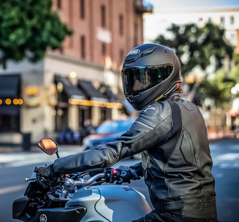 Shoei RF-1400 Dedicated 2 Helmet