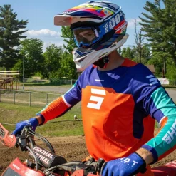 Shoei VFX-EVO Pinnacle Helmet